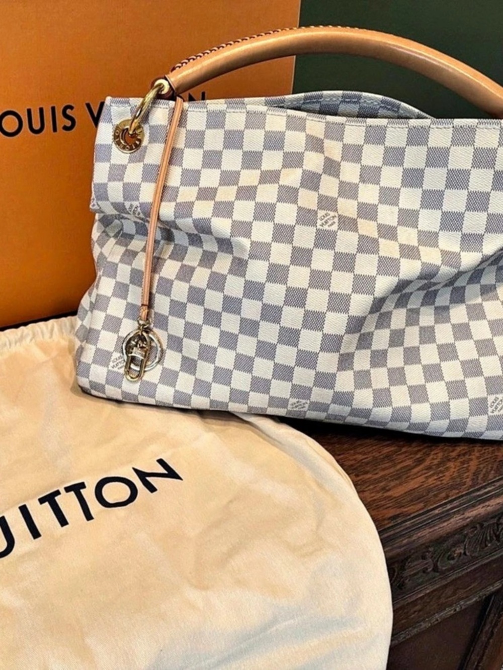 Louis Vuitton Graceful MM Damier Azur Shoulder Bag